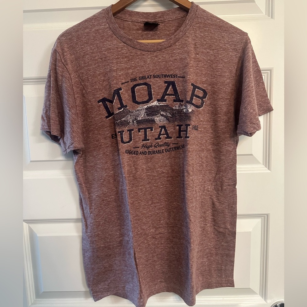 Moab Utah Graphic Tee - Earthy Brown